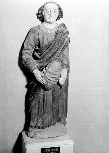 Statue en bois polychromé : saint Erasme