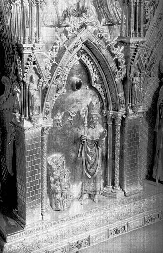 Châsse de saint Taurin en argent doré, face antérieure : arcade à senestre