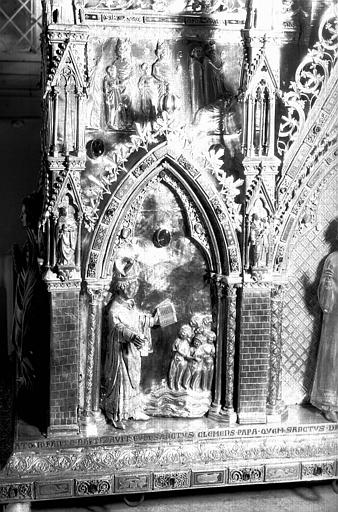 Châsse de saint Taurin en argent doré, face postérieure : arcade à dextre