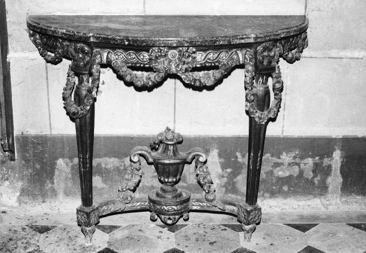 Table console, bois sculpté et peint