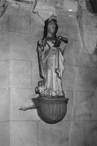 statue : sainte Catherine d'Alexandrie, bois peint