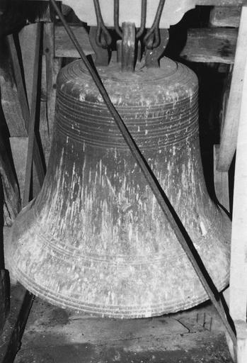 Cloche. Vue générale.