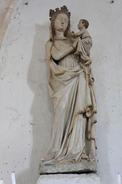 statue (grandeur nature) : Vierge à l'enfant, vue générale