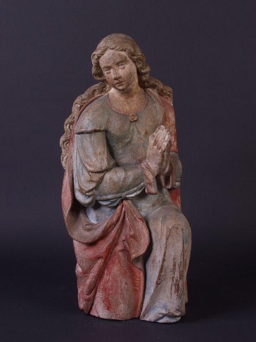 statue : Ange ou Sainte, vue générale