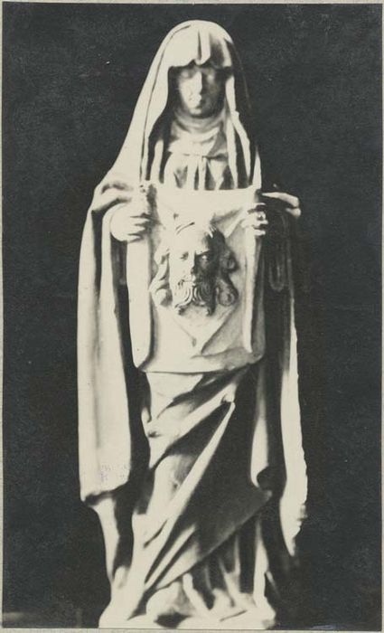 Statuette : sainte Véronique