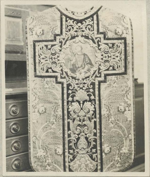 chasuble (ornement doré)