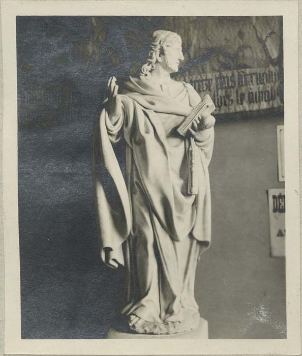 statue : Evangéliste