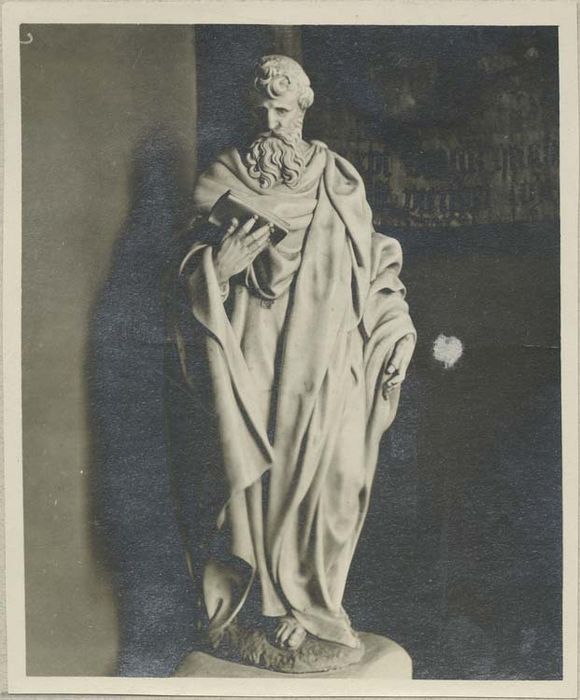 statue : Evangéliste