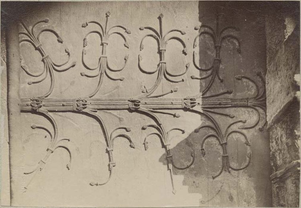 pentures de porte, détail