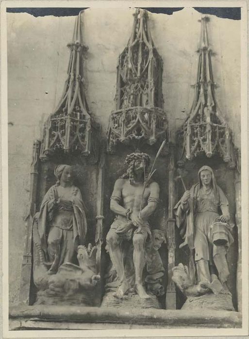 retable de la chapelle Sainte Marthe : Christ à la couronne d'épines, Sainte Marthe, Sainte Marguerite