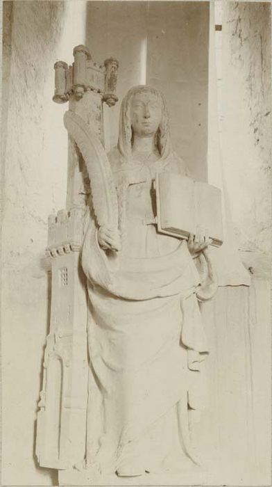 statue (petite nature) : Sainte Barbe