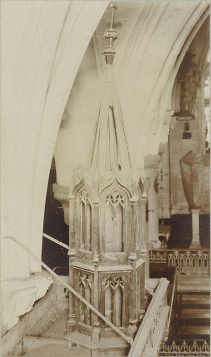 banc d'oeuvre, détail