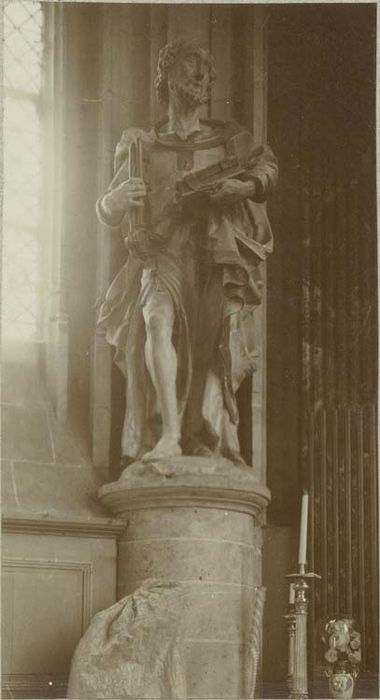 statue : Saint Pierre