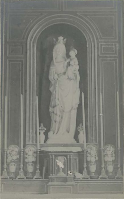 statue (grandeur nature) : Vierge à l'Enfant