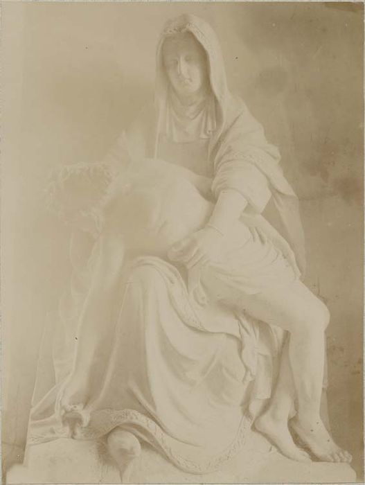 groupe sculpté : Vierge de Pitié