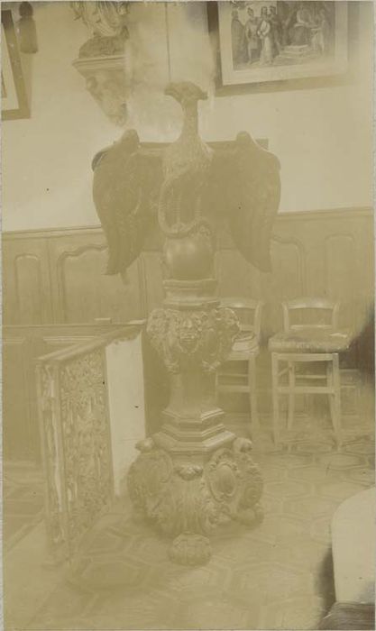 lutrin (aigle-lutrin)
