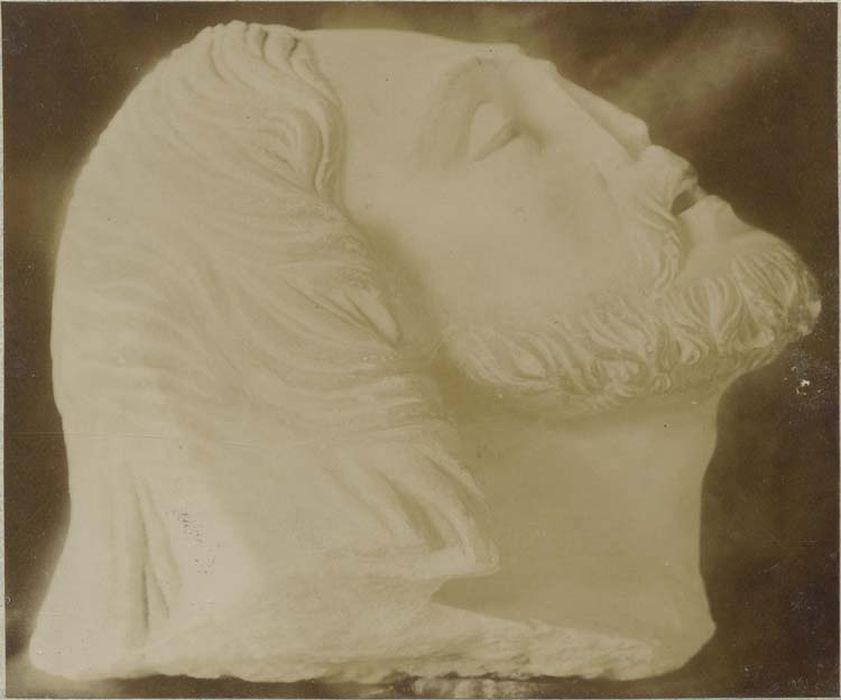 tête de Christ mort - © Ministère de la Culture (France), Médiathèque du patrimoine et de la photographie, diffusion GrandPalaisRmn Photo