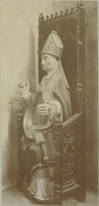 statue : Saint Ouen