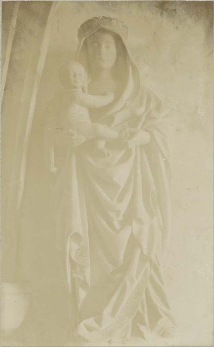 statue : Vierge à l'Enfant