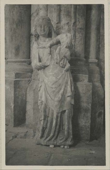 statue (petite nature) : Vierge à l'Enfant, n°2