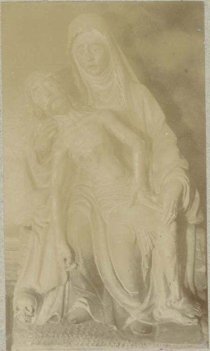 groupe sculpté : Vierge de Pitié