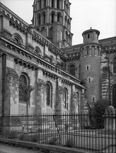 Angle de la nef et du croisillon sud