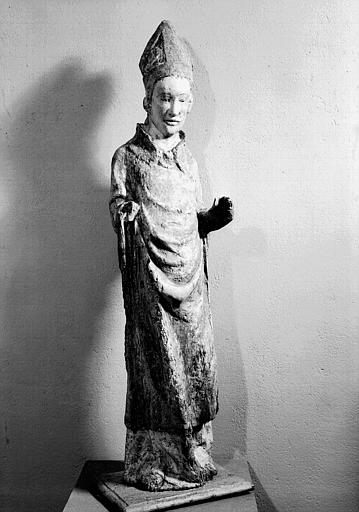 Statue en bois : saint Salvy, état après restauration