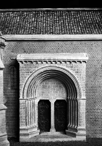 Maquette de Saint-Nazaire de la Cité : portail nord de la nef