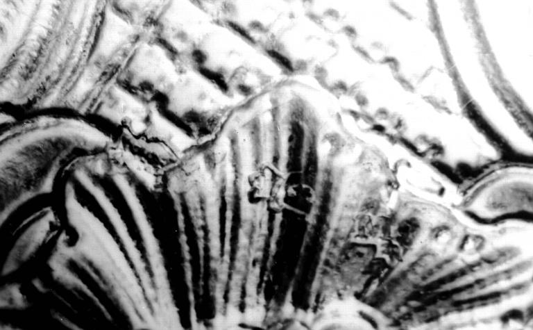 Croix reliquaire pédiculée en argent : poinçons - © Ministère de la Culture (France), Médiathèque du patrimoine et de la photographie, diffusion RMN-GP