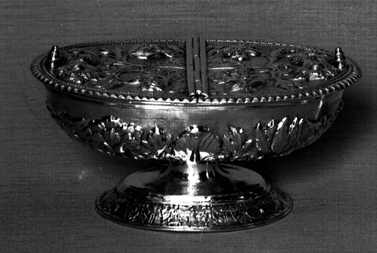 Navette à encens en argent : ensemble - © Ministère de la Culture (France), Médiathèque du patrimoine et de la photographie, diffusion RMN-GP