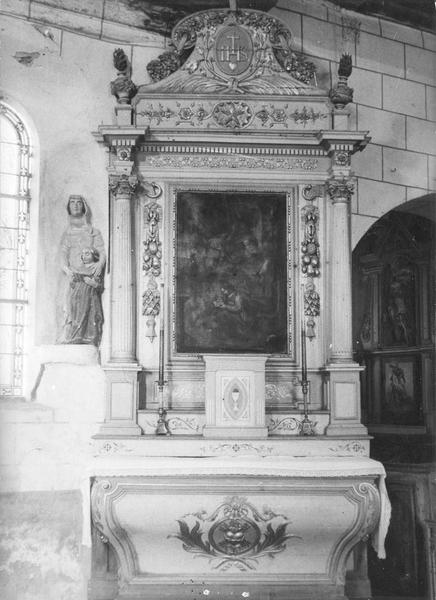 autel et retable secondaire, tableau : l'Education de la Vierge, vue générale