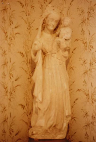 statue : Vierge à l'Enfant, vue générale - © Ministère de la Culture (France), Médiathèque du patrimoine et de la photographie (objets mobiliers), tous droits réservés