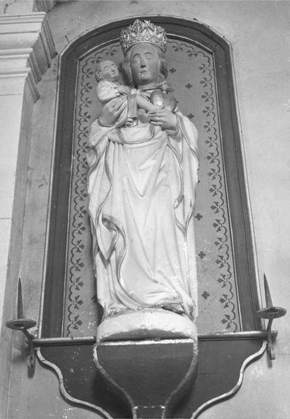 statue : Vierge à l'Enfant, vue générale - © Ministère de la Culture (France), Médiathèque du patrimoine et de la photographie (objets mobiliers), tous droits réservés