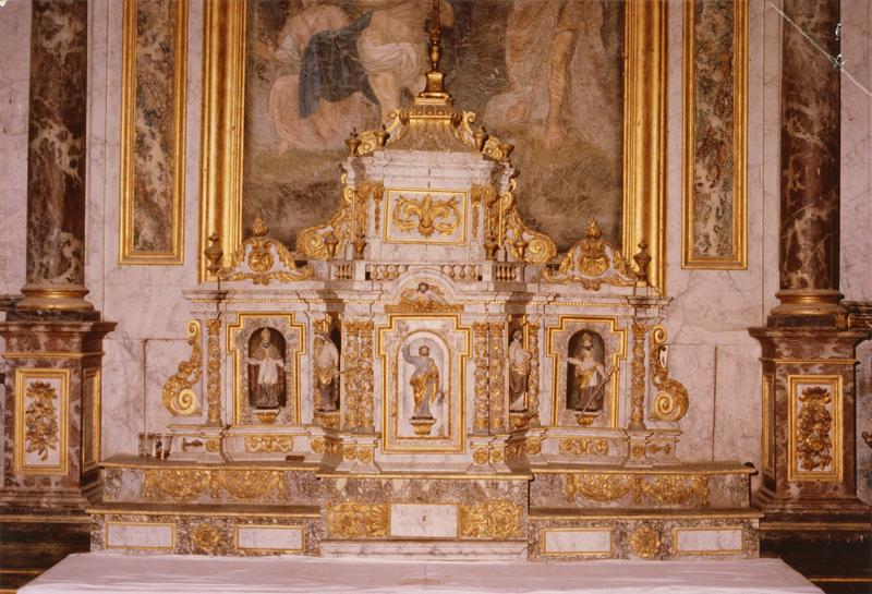 tabernacle du maître-autel, vue générale - © Ministère de la Culture (France), Médiathèque du patrimoine et de la photographie (objets mobiliers), tous droits réservés