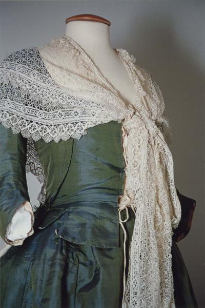 Robe à l'anglaise