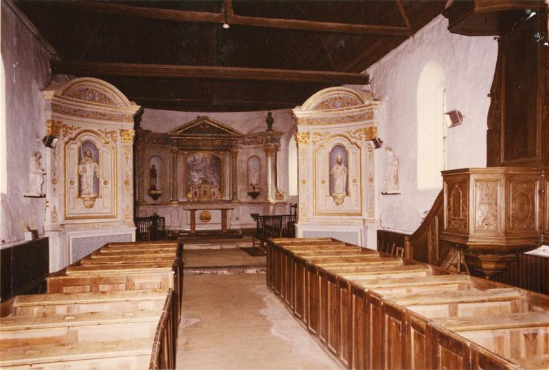 maître-autel, retable, tabernacle et ses 5 statuettes, vue générale