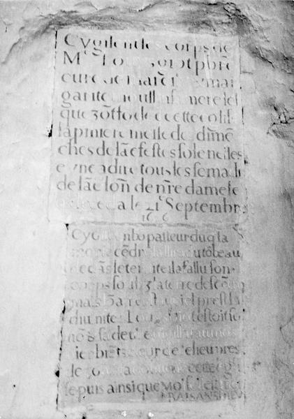 plaque funéraire, vue générale