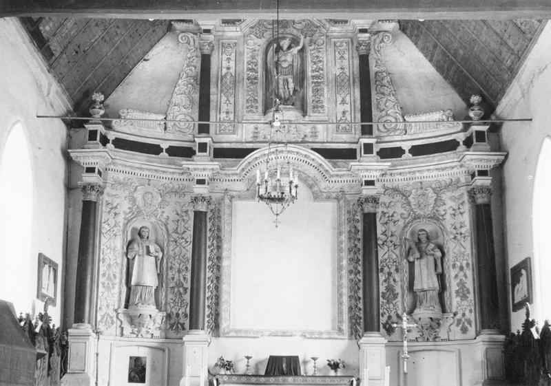 maître-autel, retable, 3 statues : Saint Gervais, Saint Protais, Saint Michel, vue générale - © Ministère de la Culture (France), Médiathèque du patrimoine et de la photographie (objets mobiliers), tous droits réservés