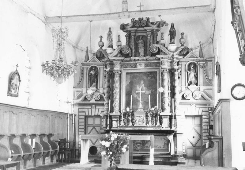 maître-autel, retable, statues : Saint Marc, Saint Firmin, Sainte Madeleine, tableau : Sainte Madeleine, vue générale