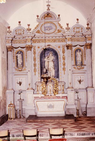 autel et retable de la chapelle latérale nord, vue générale