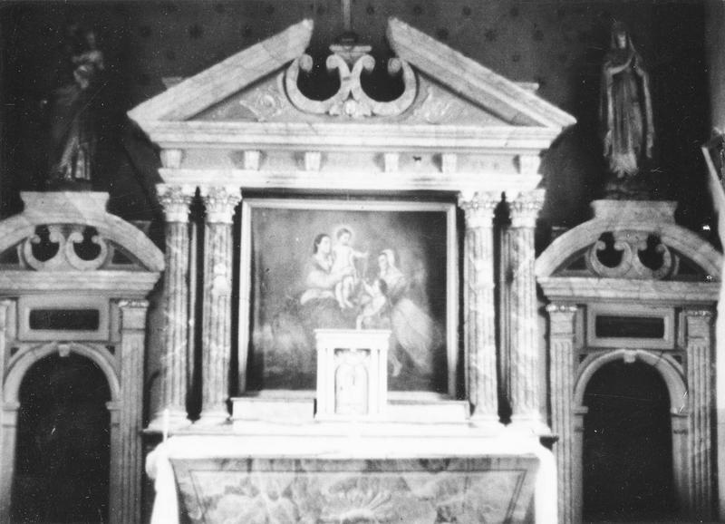 retable du maître-autel, encadrement des portes latérales (de la sacristie), vue partielle