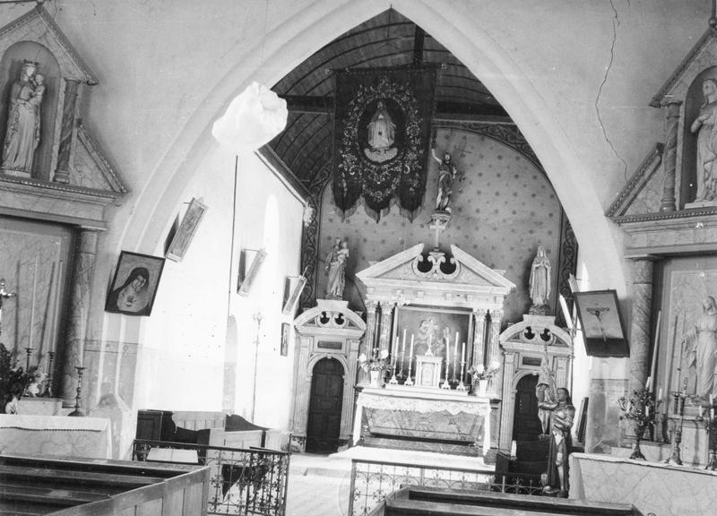 retable du maître-autel, encadrement des portes latérales (de la sacristie), vue générale