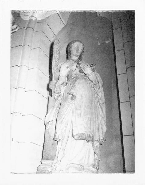 statue : Sainte Barbe, vue générale