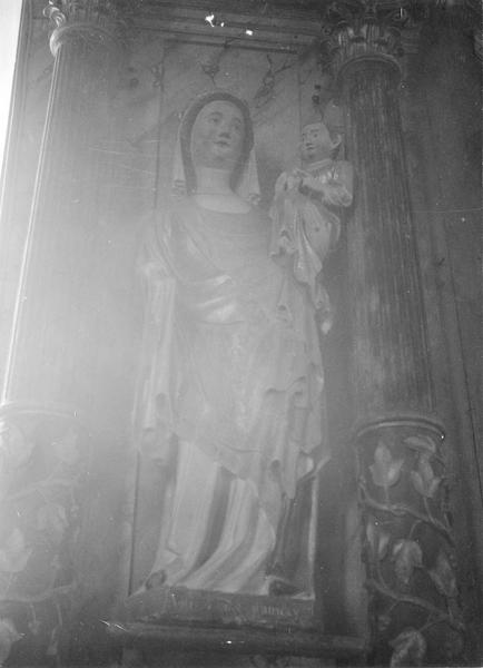 statue : Vierge à l'Enfant, vue générale