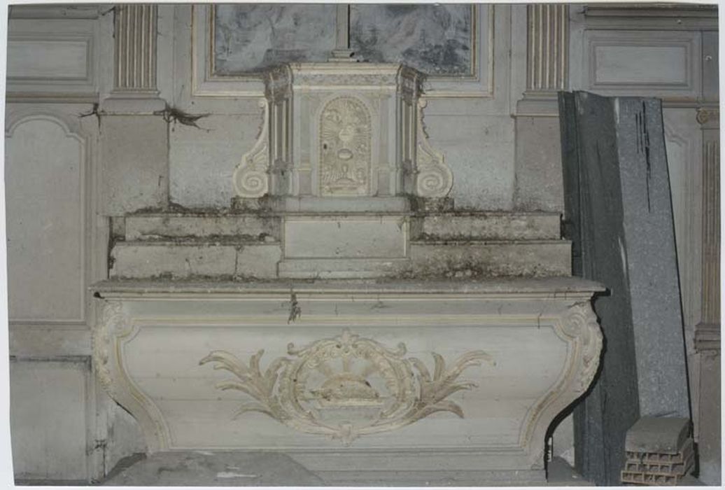 autel (maître-autel), tabernacle