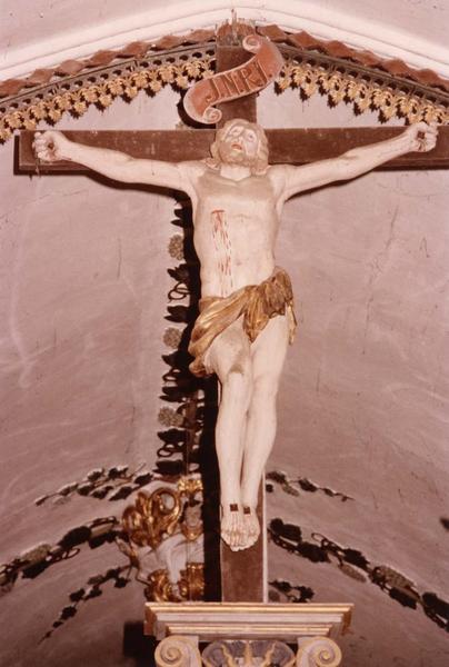 poutre de gloire et son calvaire, détail : Christ en croix - © Ministère de la Culture (France), Médiathèque du patrimoine et de la photographie (objets mobiliers), tous droits réservés