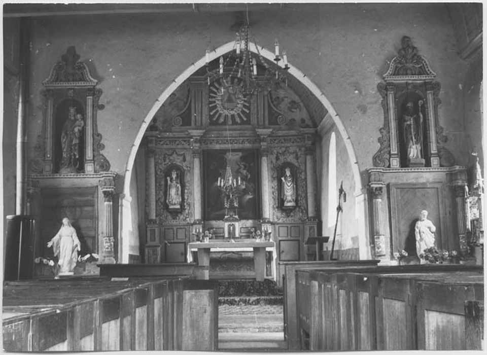 retable du maître-autel, tableau : Annonciation et deux statues : Saint Germain et Saint Eloi - © Ministère de la Culture (France), Médiathèque du patrimoine et de la photographie, Tous droits réservés