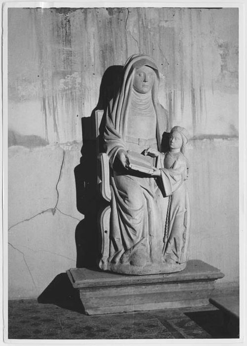 groupe sculpté : Education de la Vierge