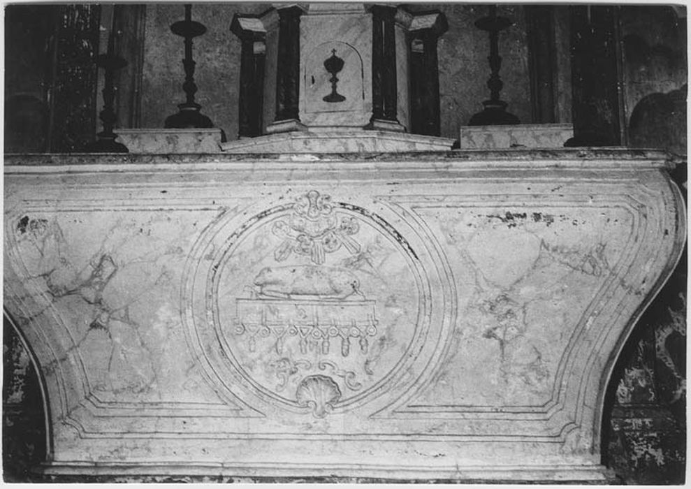 autel (maître-autel)