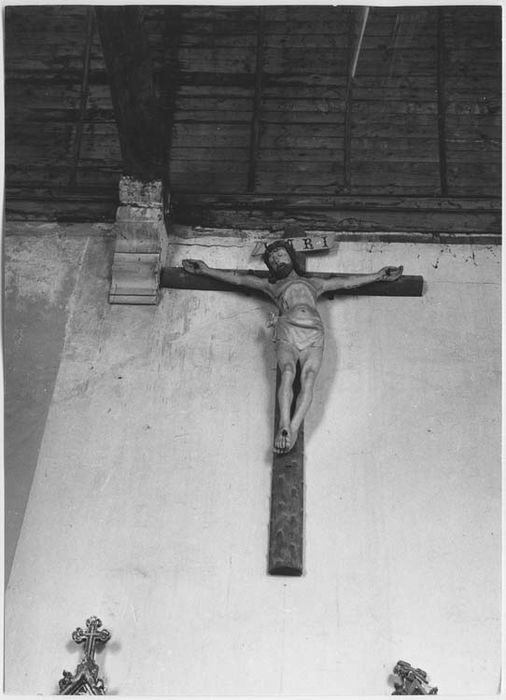 Statue : Christ en croix - © Ministère de la Culture (France), Médiathèque du patrimoine et de la photographie, Tous droits réservés